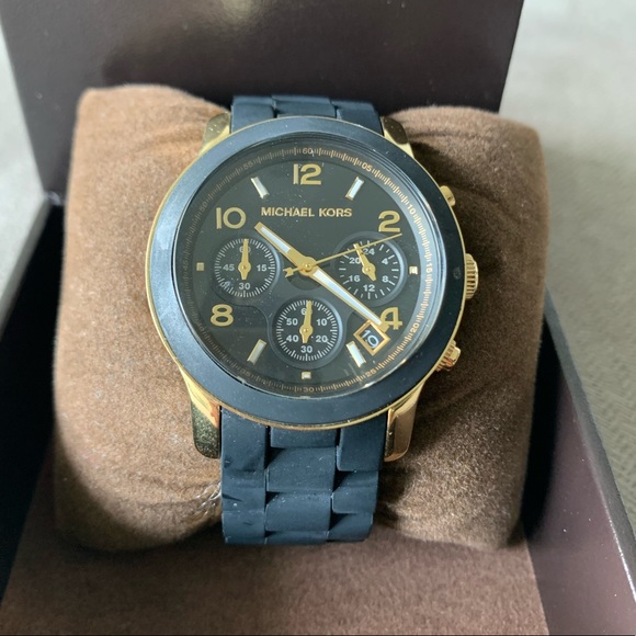 Michael Kors watch - Picture 3 of 5